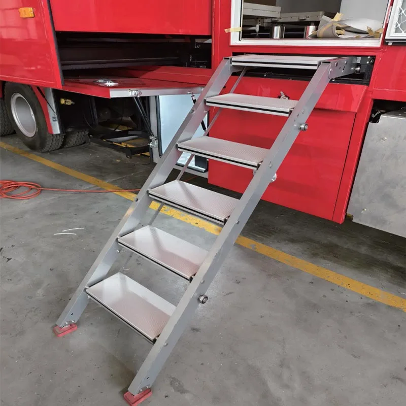 Échelle d'accès pour camion extractible